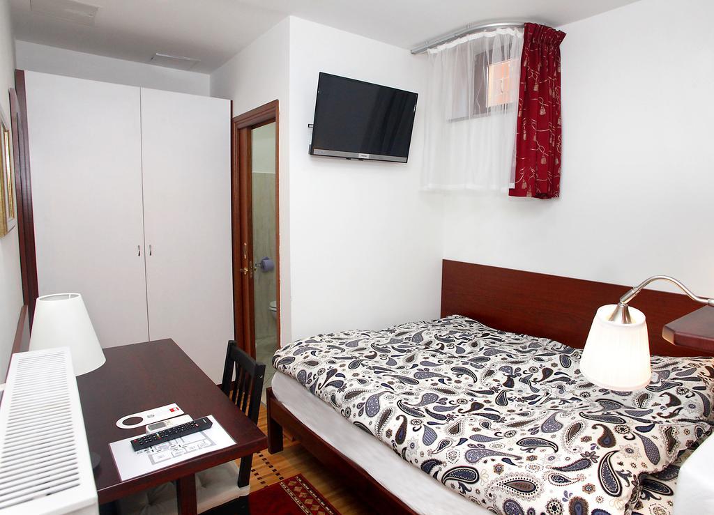 זאגרב Guest House Isabel מראה חיצוני תמונה
