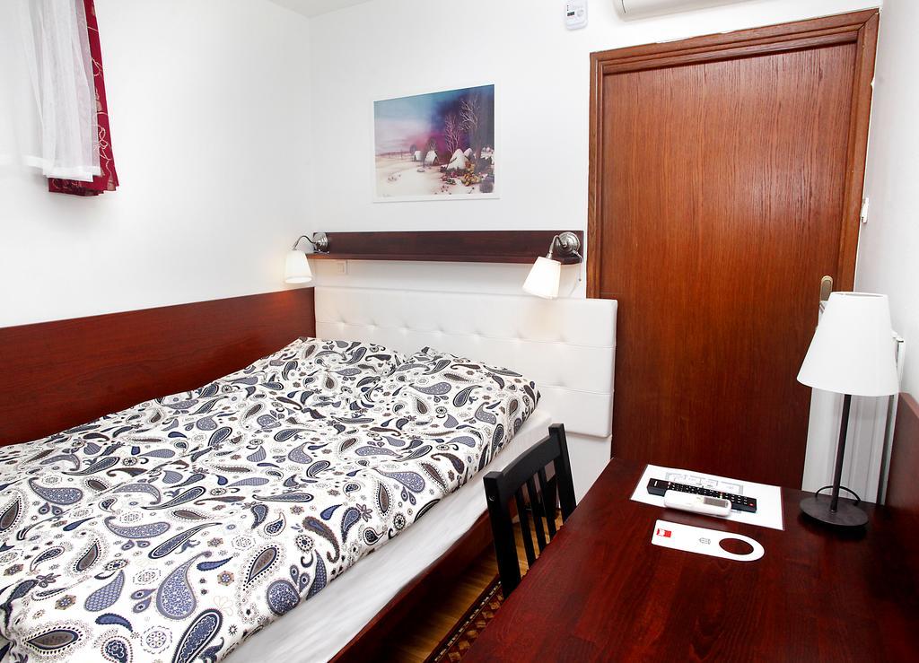 זאגרב Guest House Isabel מראה חיצוני תמונה